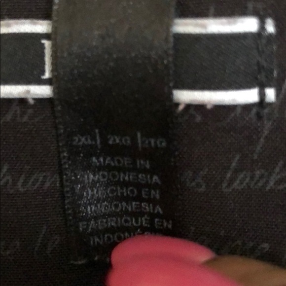 Elle Plus Size Scrub Top - Picture 4 of 5